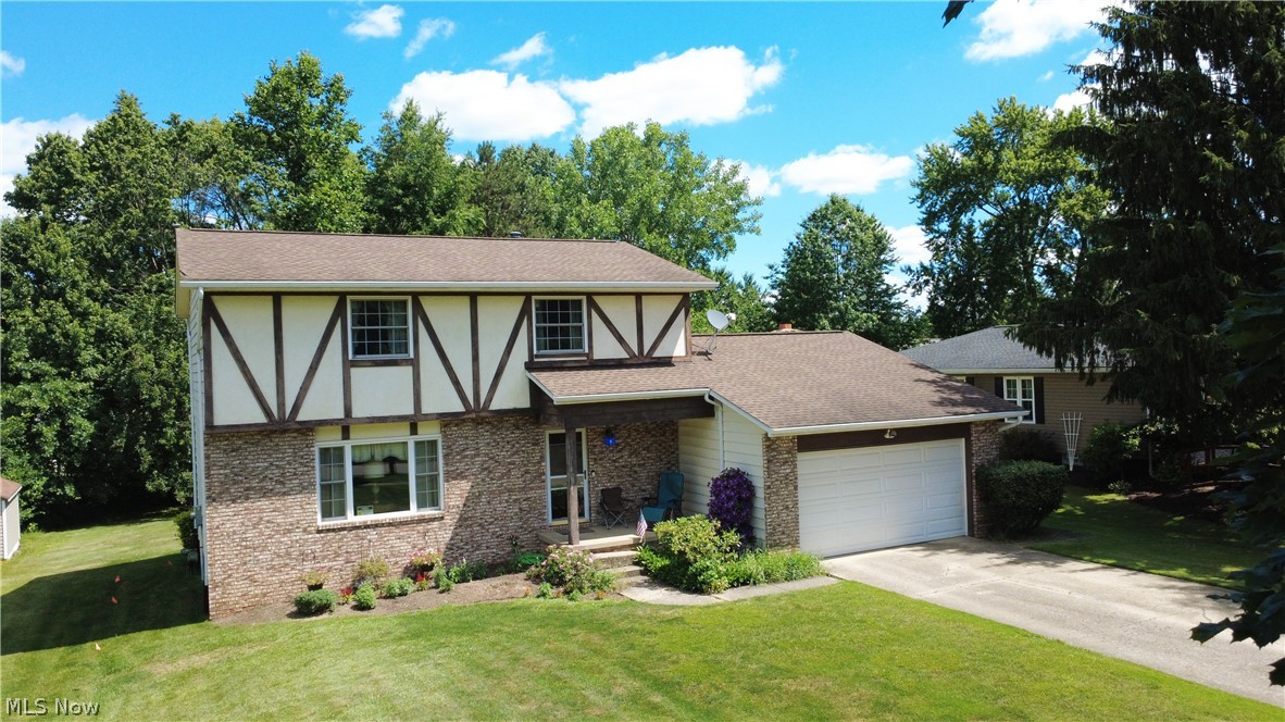 8893 White Oak Drive Twinsburg OH 44087