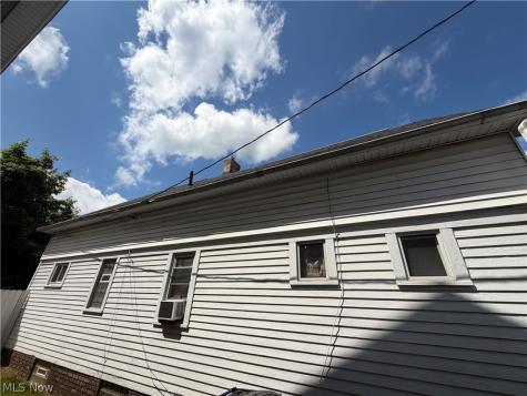 11116 Lardet Avenue Cleveland OH 44104