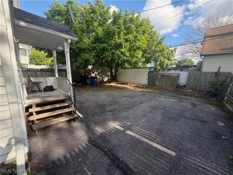 11116 Lardet Avenue Cleveland OH 44104