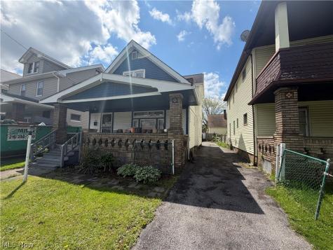 11116 Lardet Avenue Cleveland OH 44104