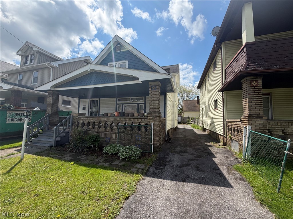 11116 Lardet Avenue Cleveland OH 44104