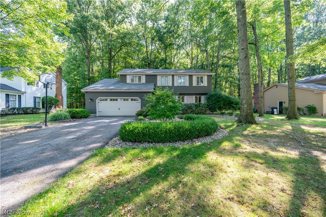 7733 Silver Fox Drive Youngstown OH 44512