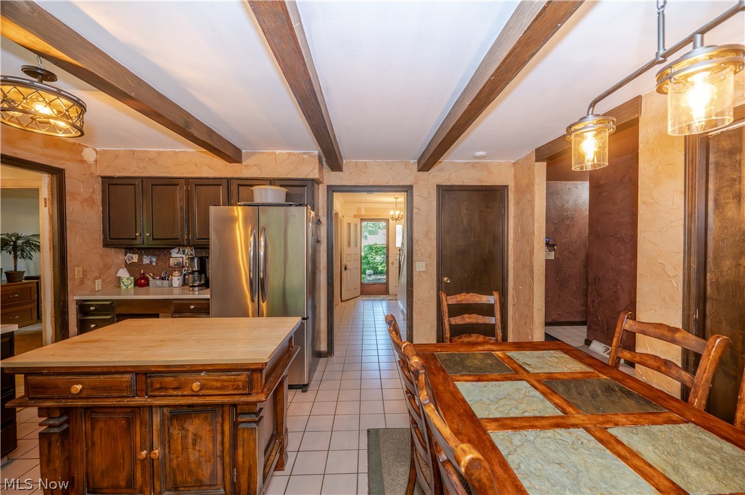 7733 Silver Fox Drive Youngstown OH 44512