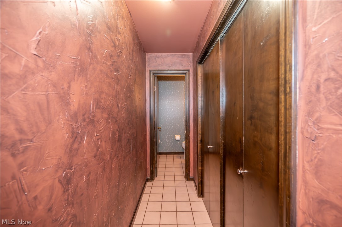 7733 Silver Fox Drive Youngstown OH 44512