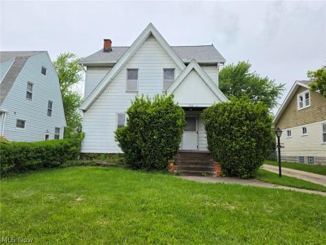 10605 Grace Avenue Garfield Heights OH 44125