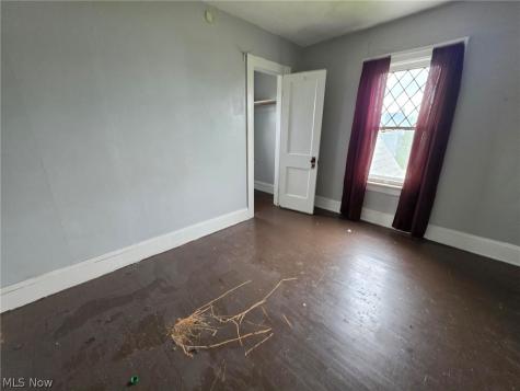 10605 Grace Avenue Garfield Heights OH 44125