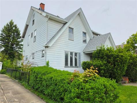 10605 Grace Avenue Garfield Heights OH 44125