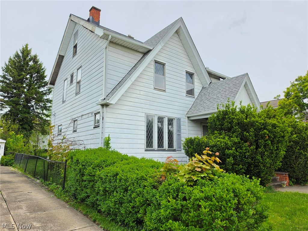 10605 Grace Avenue Garfield Heights OH 44125