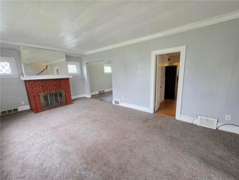 10605 Grace Avenue Garfield Heights OH 44125
