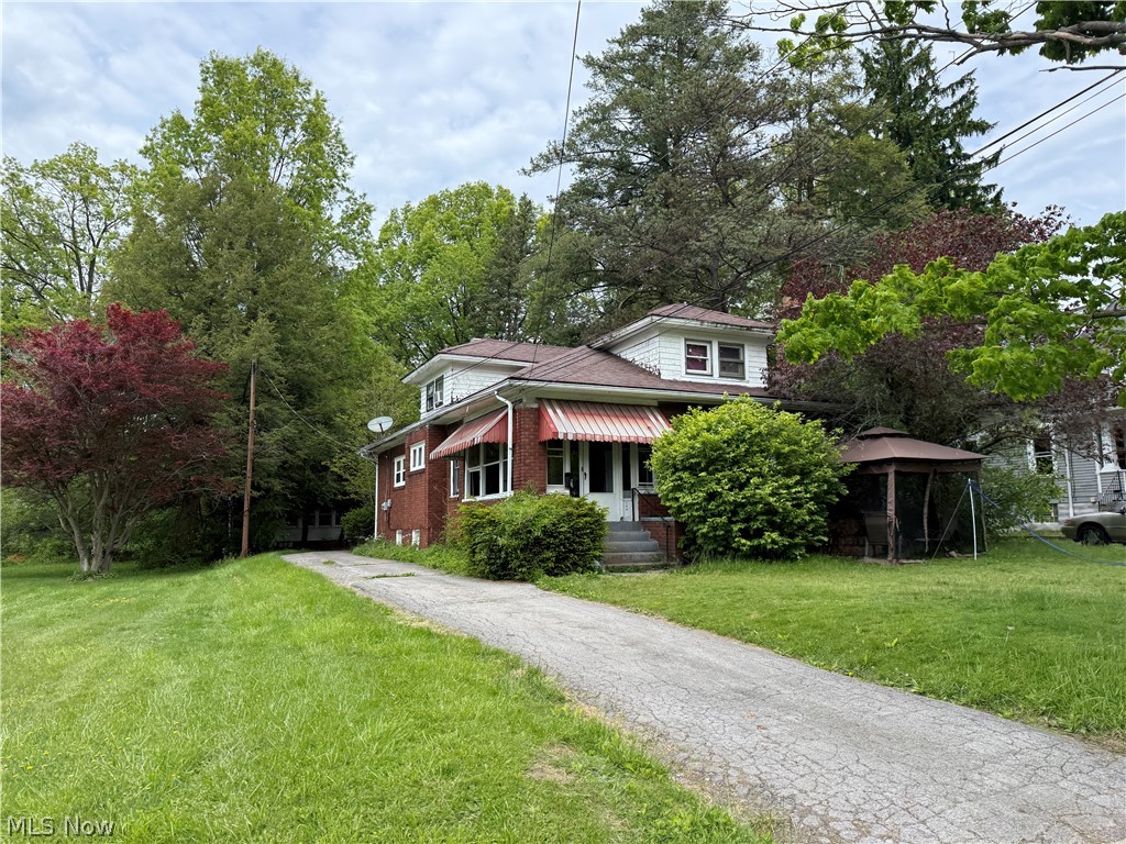 154 Hollywood Avenue Youngstown OH 44512