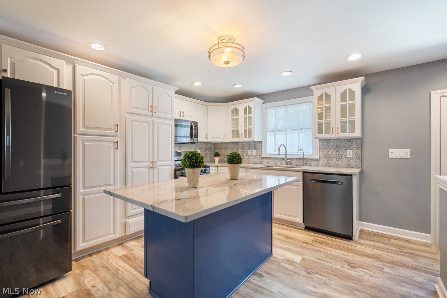 746 Woodland Avenue Wadsworth OH 44281