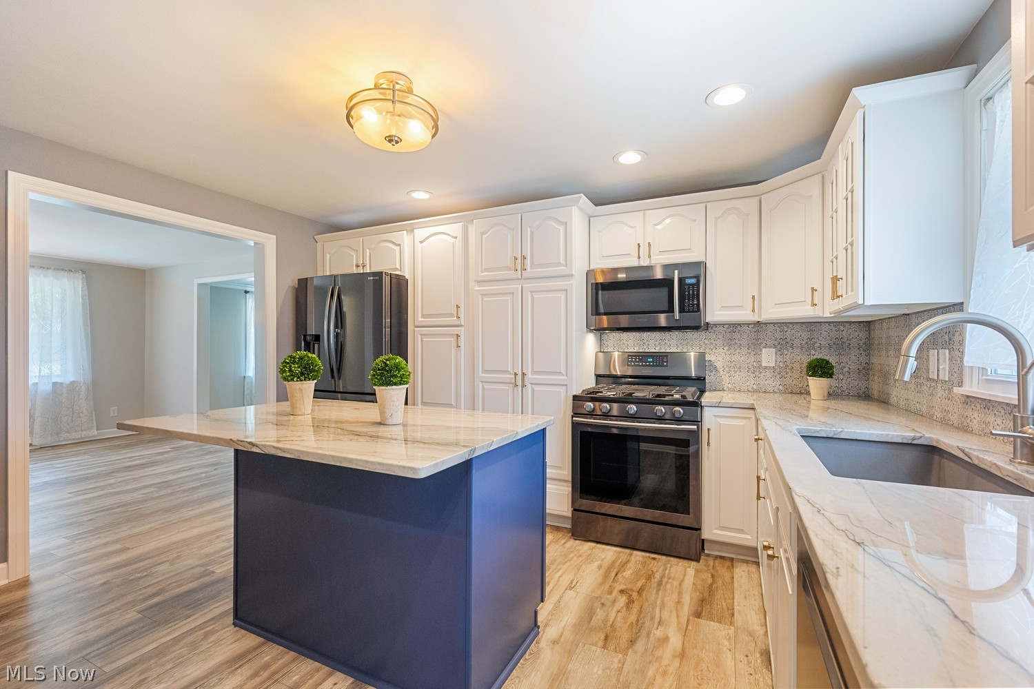 746 Woodland Avenue Wadsworth OH 44281
