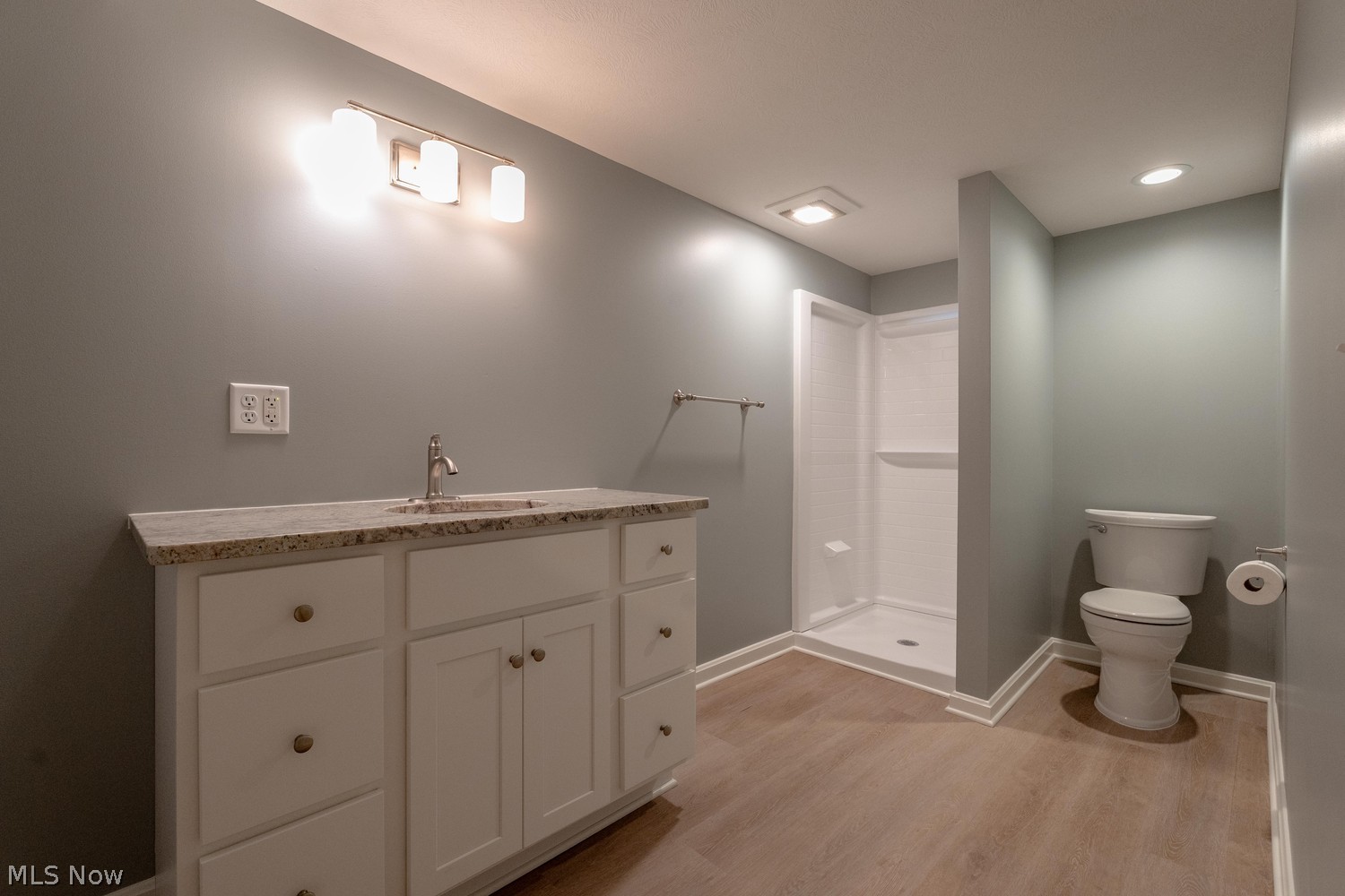 746 Woodland Avenue Wadsworth OH 44281