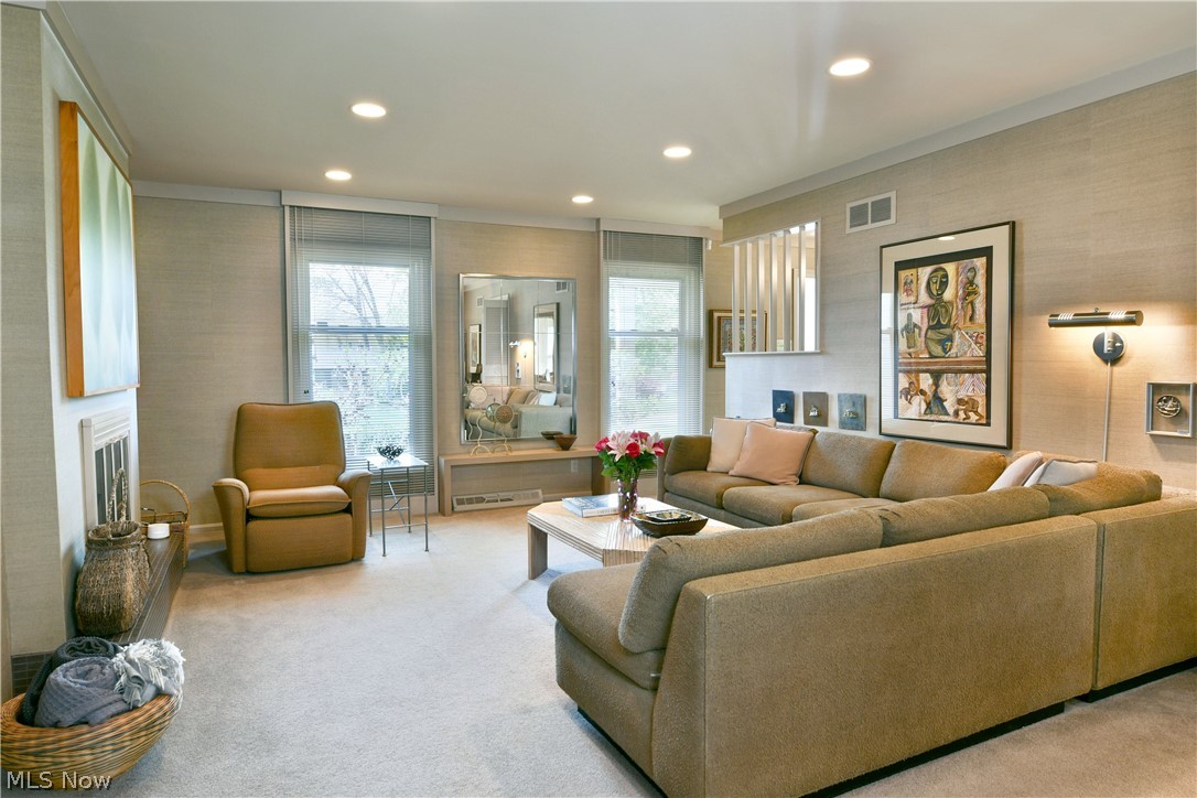 5797 Sampson Drive Girard OH 44420