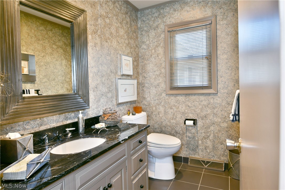 5797 Sampson Drive Girard OH 44420