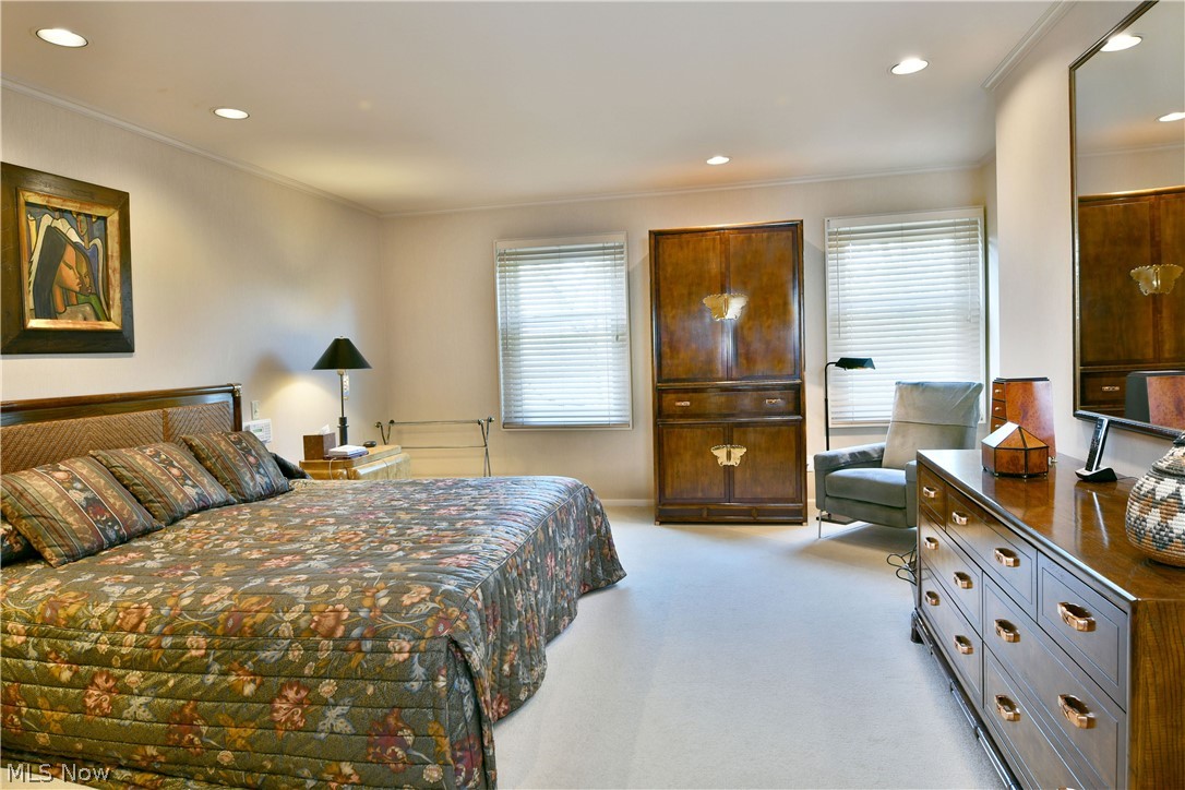 5797 Sampson Drive Girard OH 44420