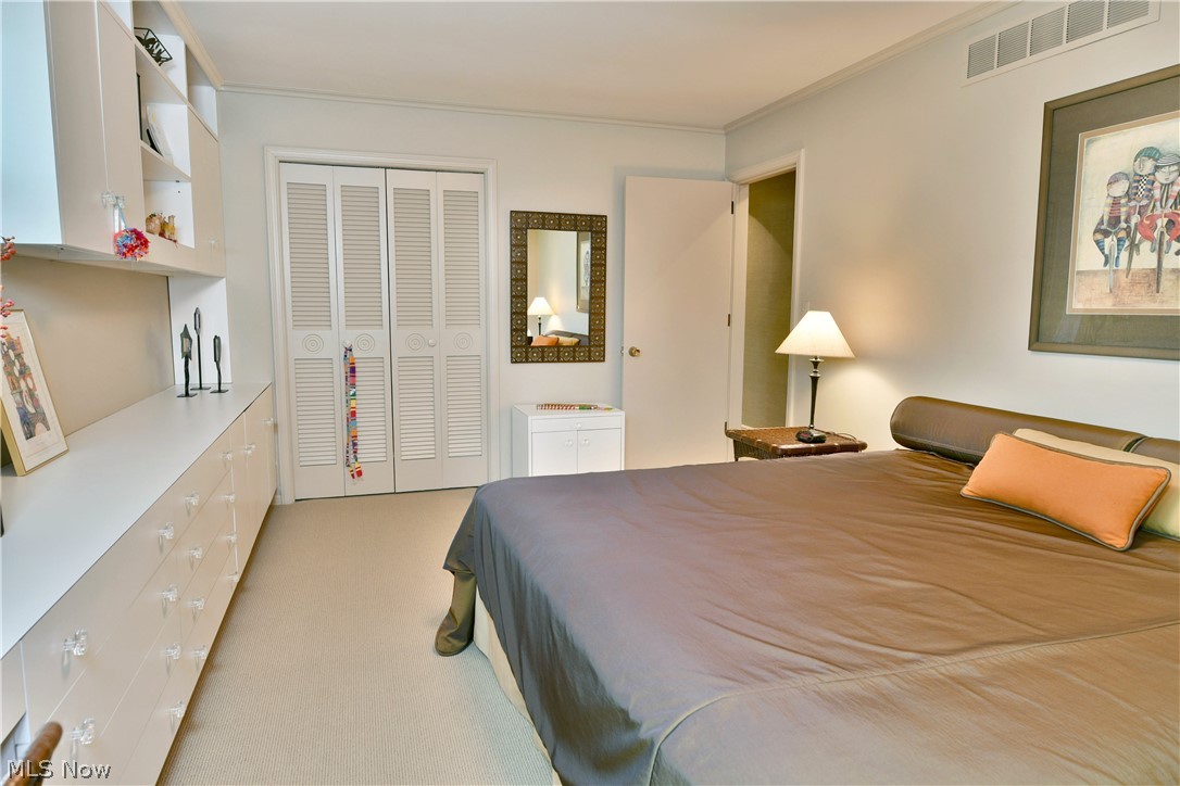 5797 Sampson Drive Girard OH 44420