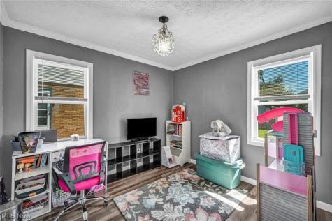 2515 9th Street Cuyahoga Falls OH 44221