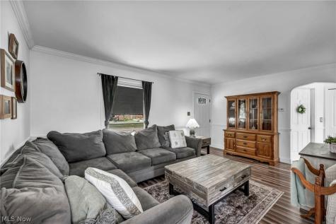 2515 9th Street Cuyahoga Falls OH 44221