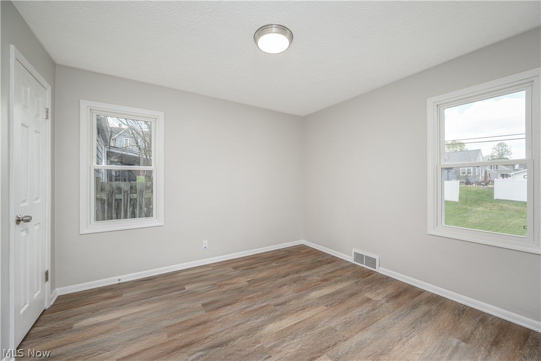 1323 29th Street NE Canton OH 44714