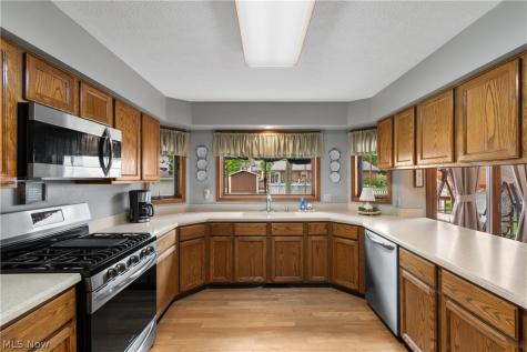 881 Dan Avenue Canal Fulton OH 44614