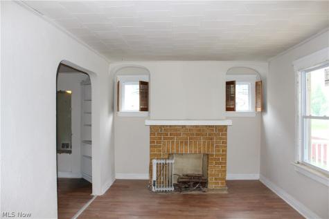 1177 E 147th Street Cleveland OH 44110