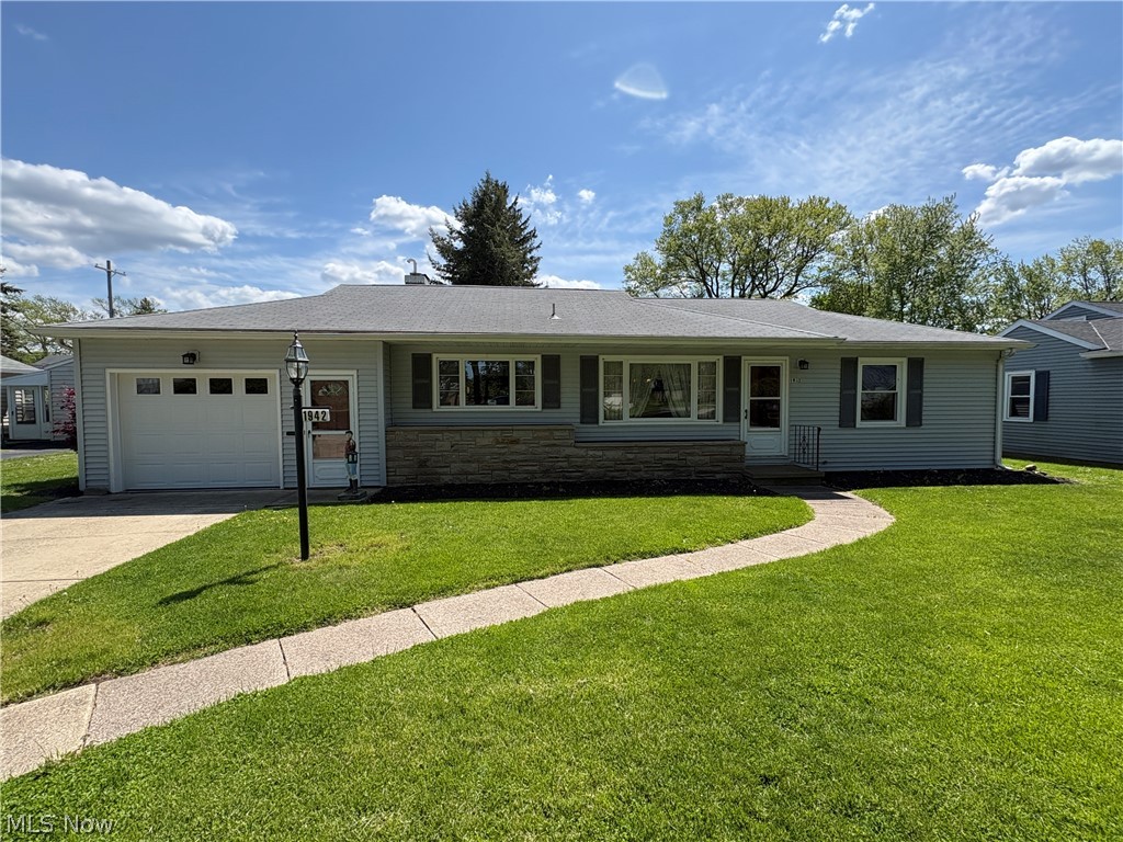 1942 E 41st Street Ashtabula OH 44004