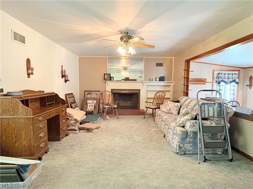 1942 E 41st Street Ashtabula OH 44004