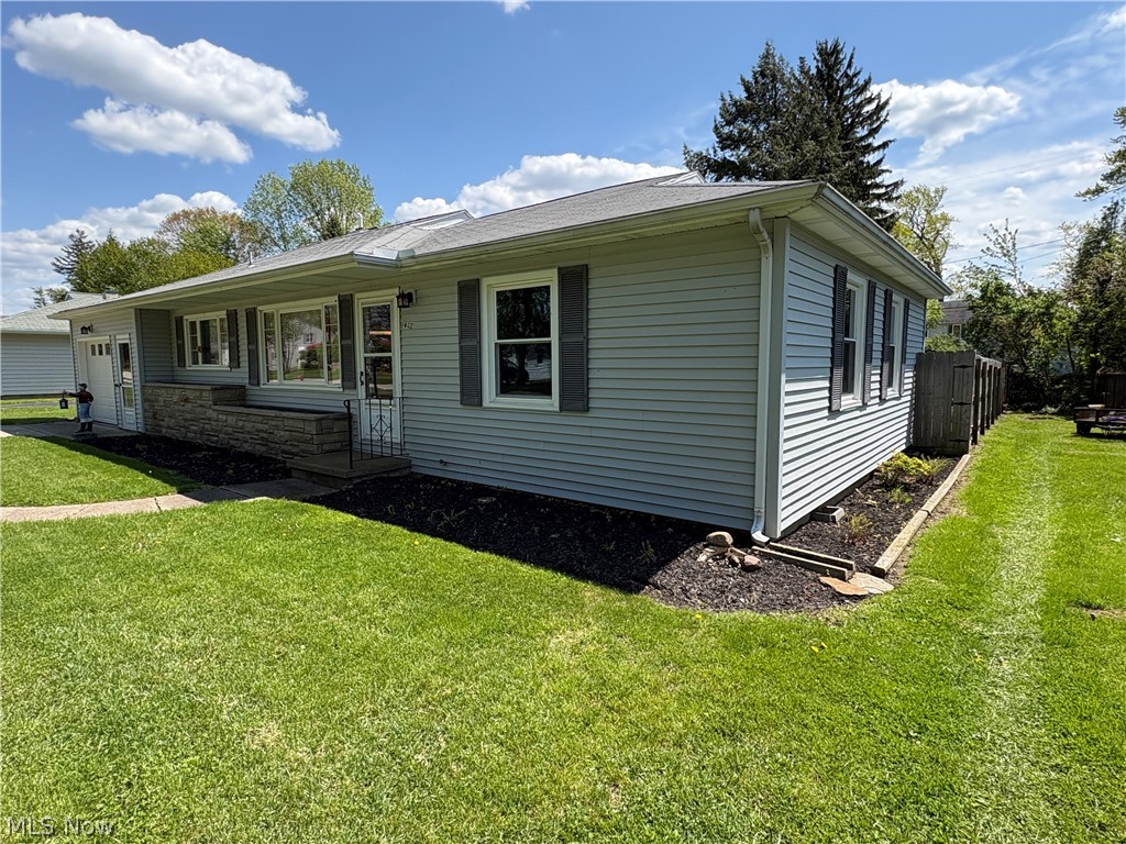1942 E 41st Street Ashtabula OH 44004