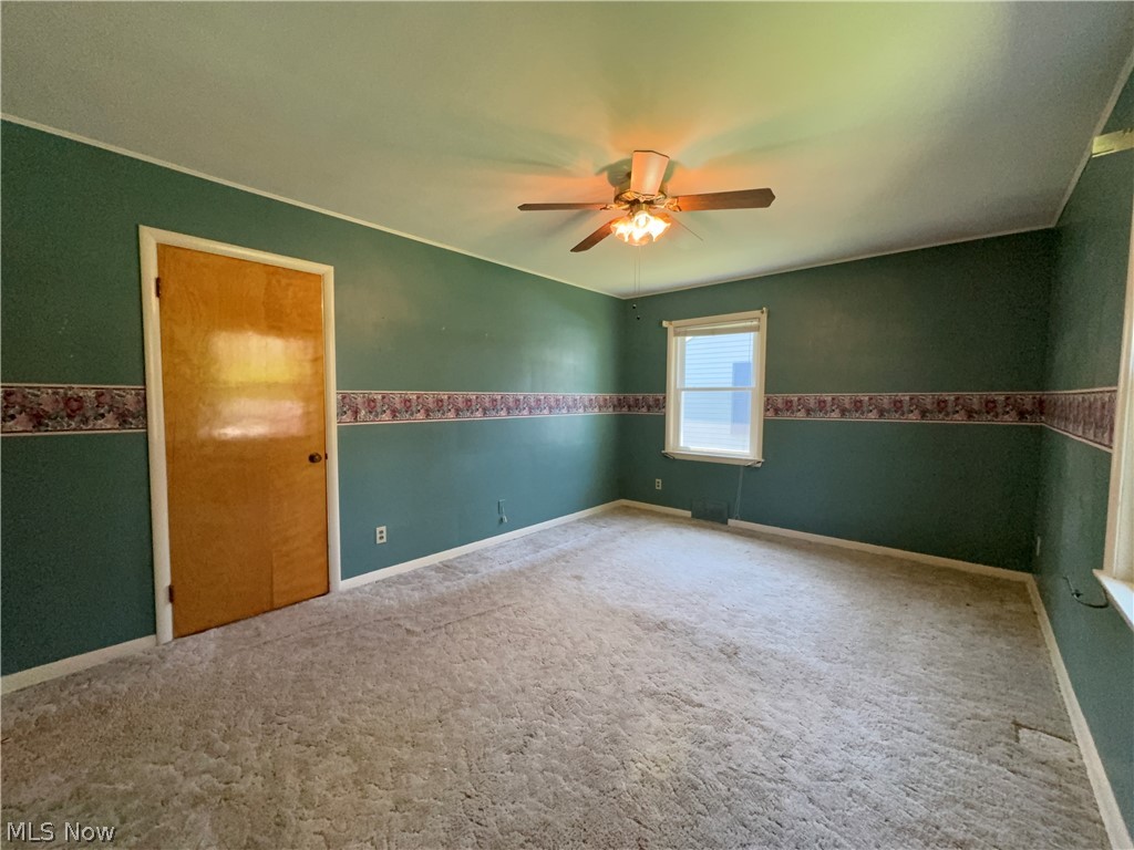 1942 E 41st Street Ashtabula OH 44004