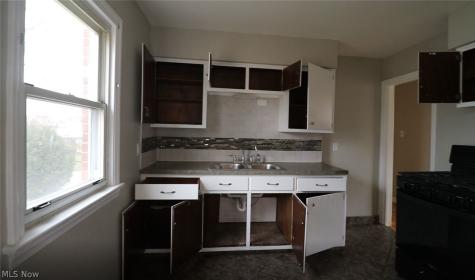 3106 Brookdale Avenue Parma OH 44134