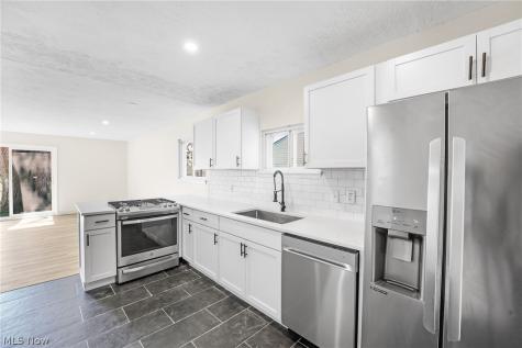 34297 W Point Drive North Ridgeville OH 44039