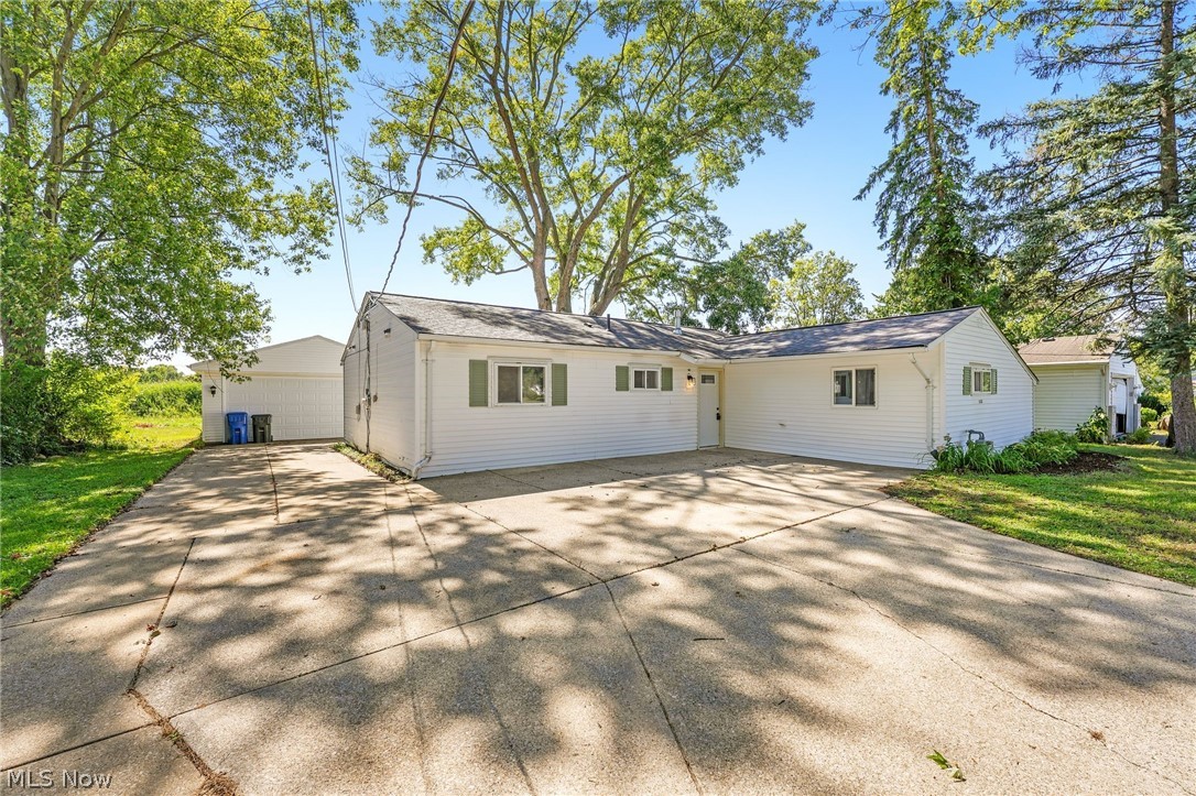 34297 W Point Drive North Ridgeville OH 44039
