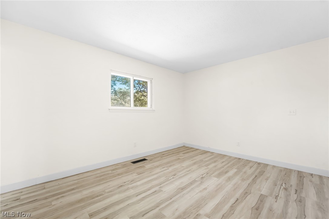 34297 W Point Drive North Ridgeville OH 44039