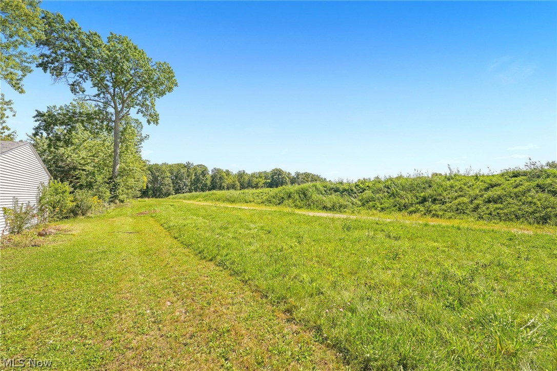 34297 W Point Drive North Ridgeville OH 44039