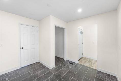 34297 W Point Drive North Ridgeville OH 44039