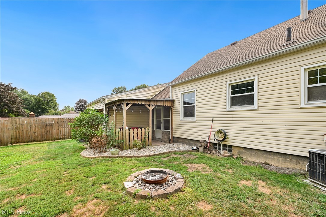 184 Perry Drive NW Canton OH 44708