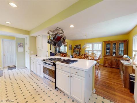 33430 Pettibone Road Solon OH 44139