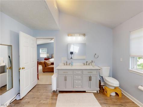 33430 Pettibone Road Solon OH 44139