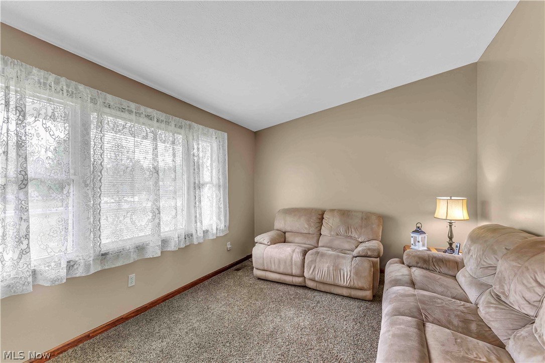 4089 Westlake Road Cortland OH 44410