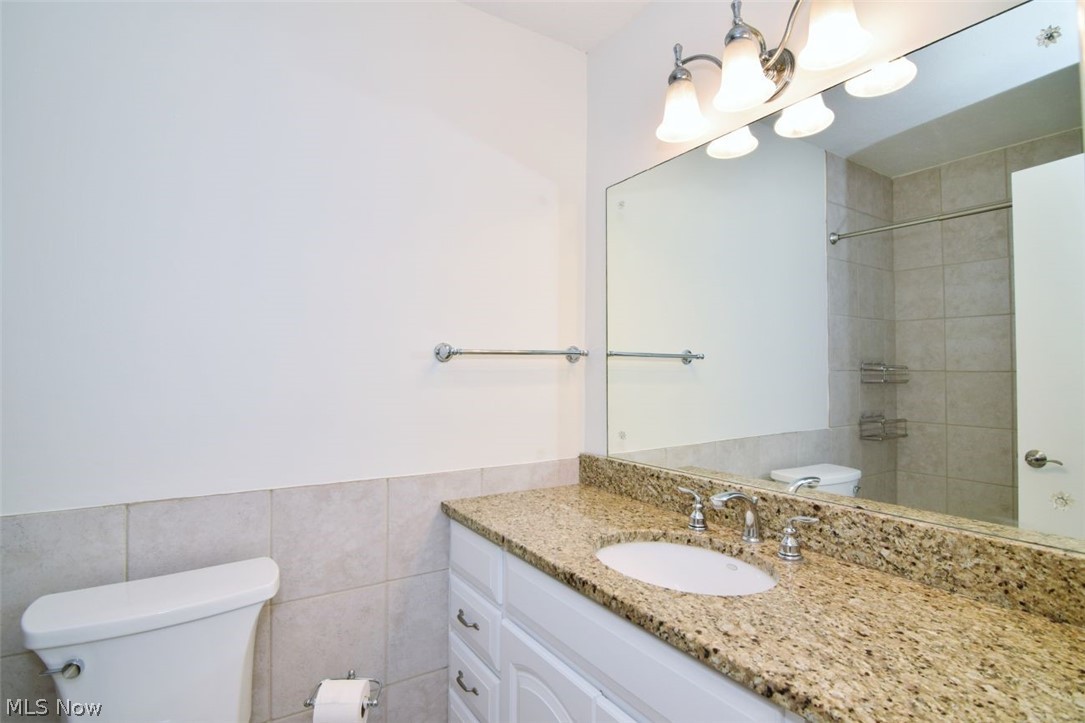 1064 Stanwell Drive Highland Heights OH 44143