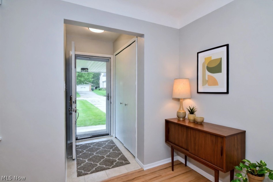 1064 Stanwell Drive Highland Heights OH 44143
