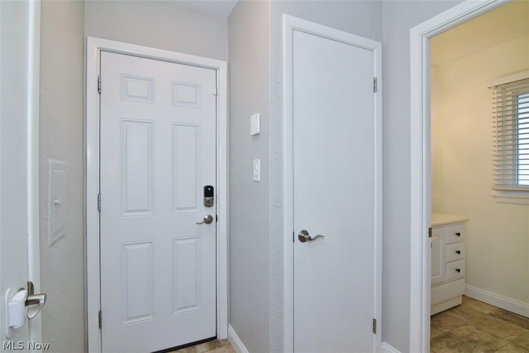 1064 Stanwell Drive Highland Heights OH 44143