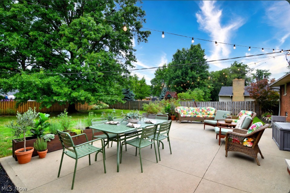 1064 Stanwell Drive Highland Heights OH 44143