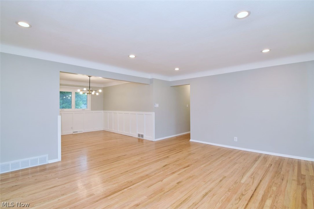 1064 Stanwell Drive Highland Heights OH 44143