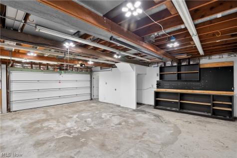 27158 Cook Road Olmsted Twp OH 44138
