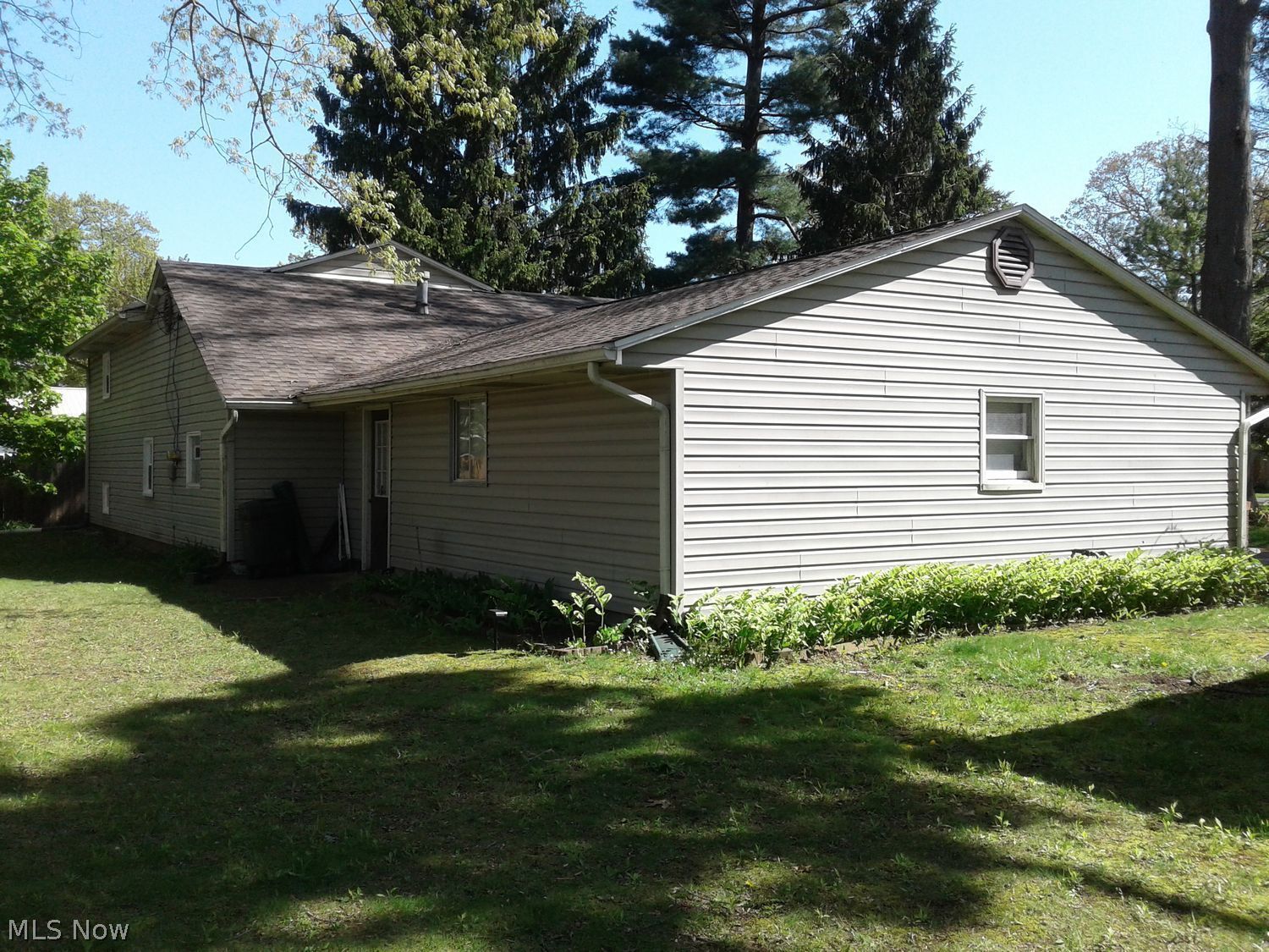 668 Woodside Avenue Vermilion OH 44089