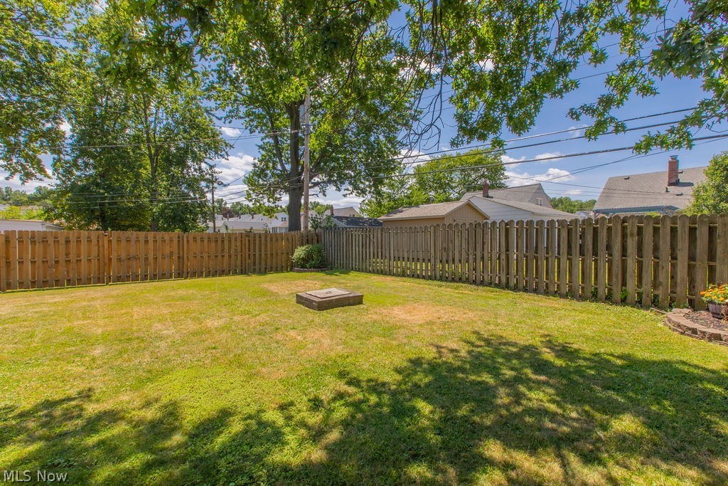 2322 Larchmont Drive Wickliffe OH 44092