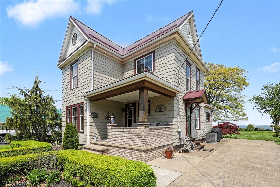 290 Park Avenue Conneaut OH 44030