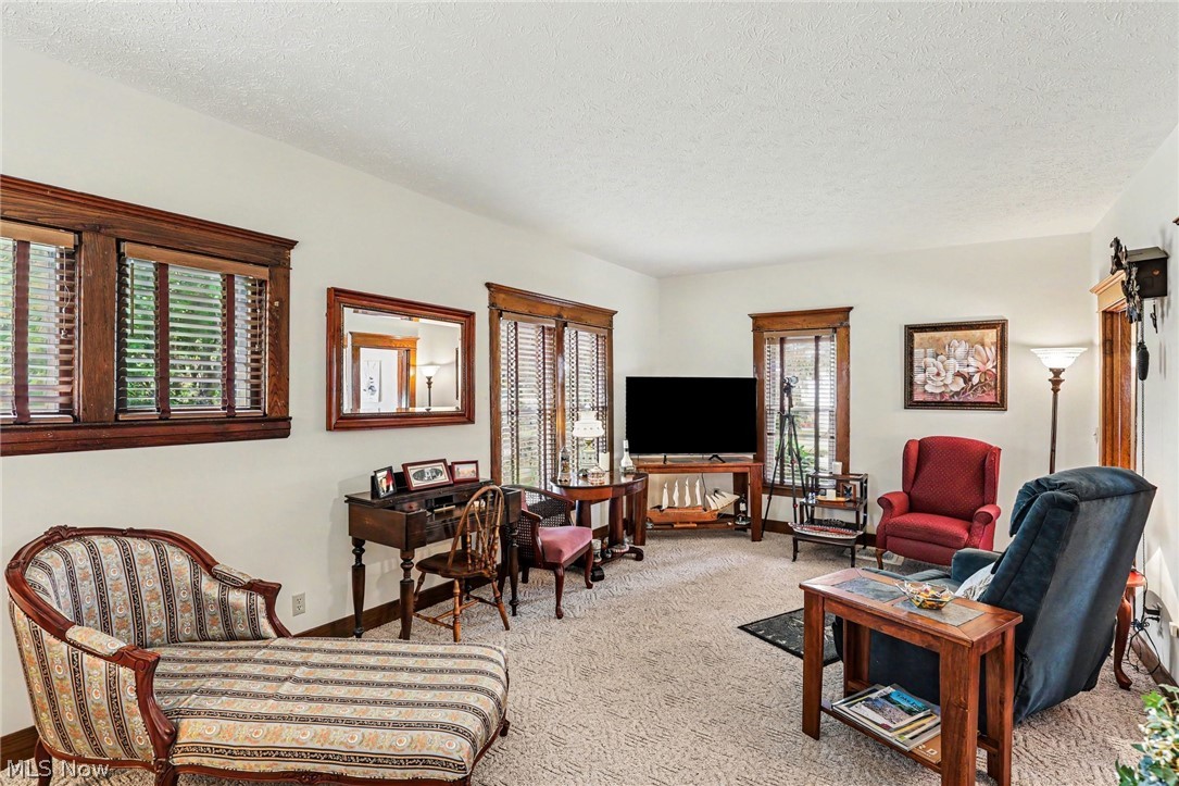 290 Park Avenue Conneaut OH 44030
